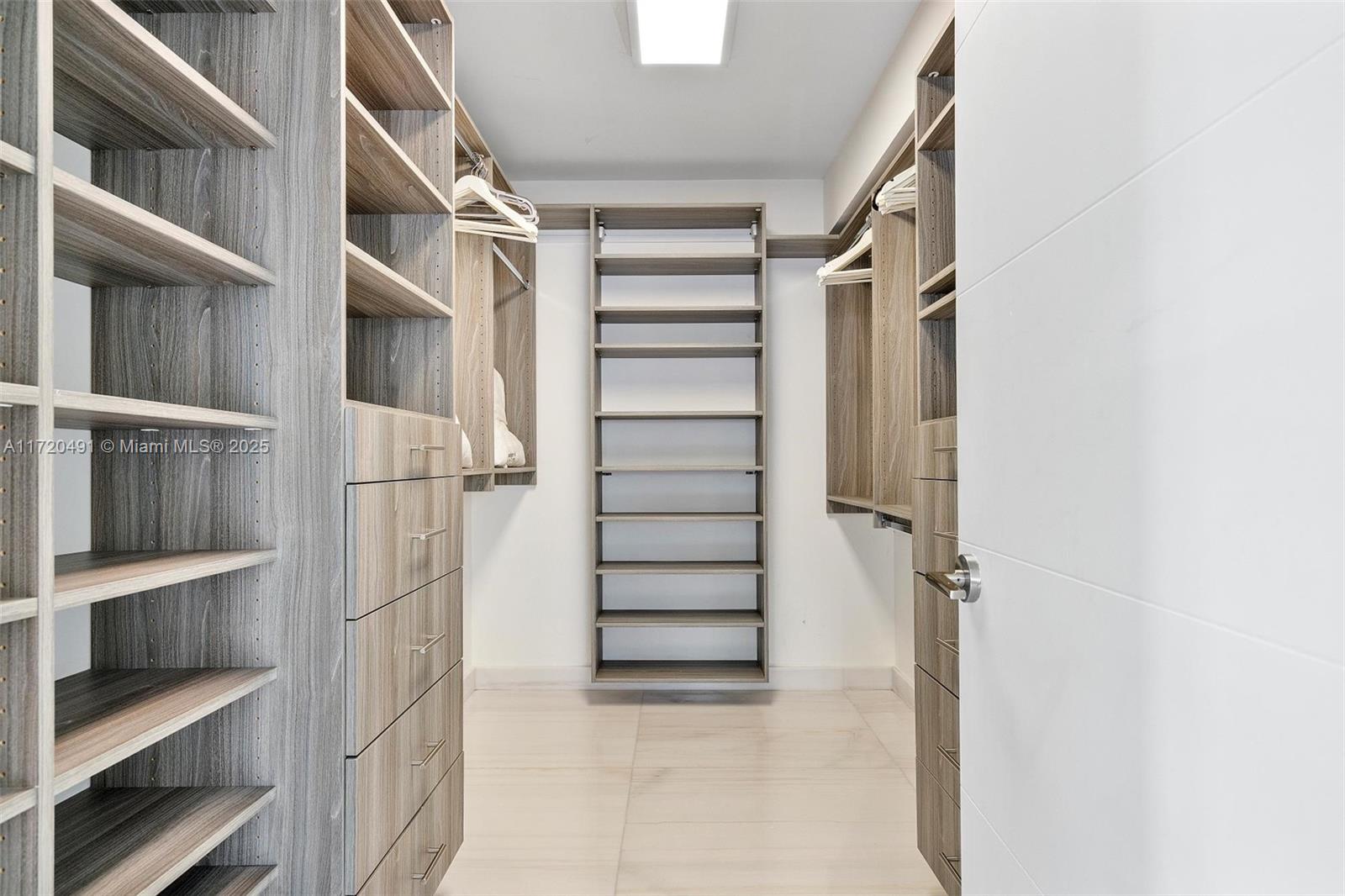 201 Atlantic Ave Sunny Isles Beach, FL 33160