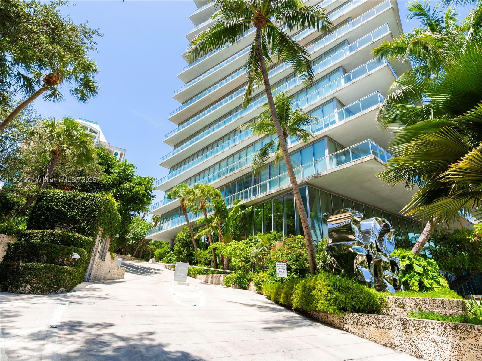 image The Grove At Grand Bay36