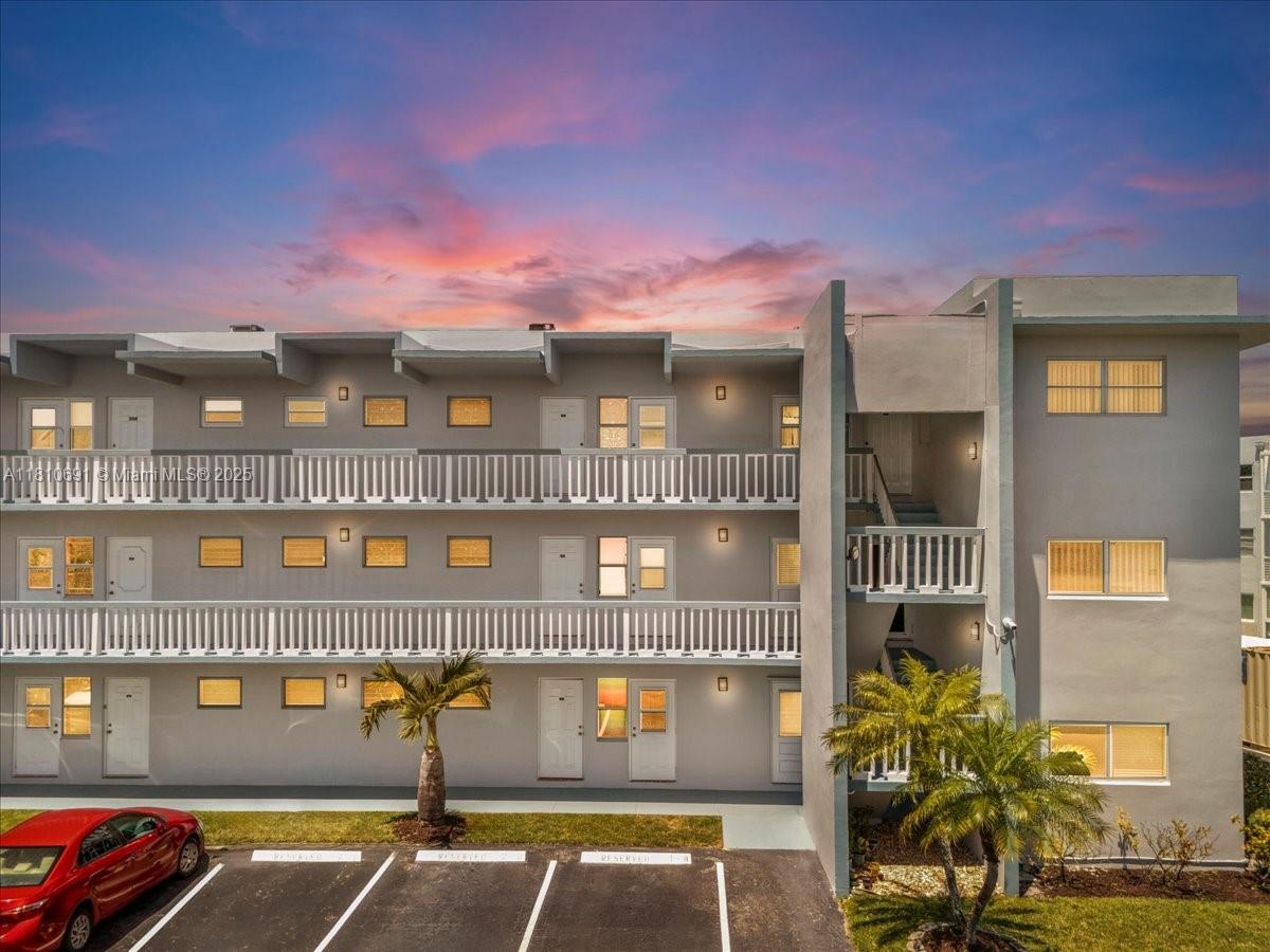 2200 Park Ln #109