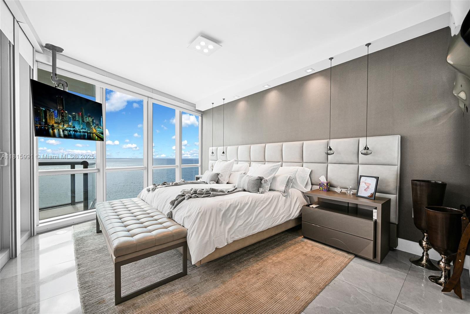 image Jade Ocean10