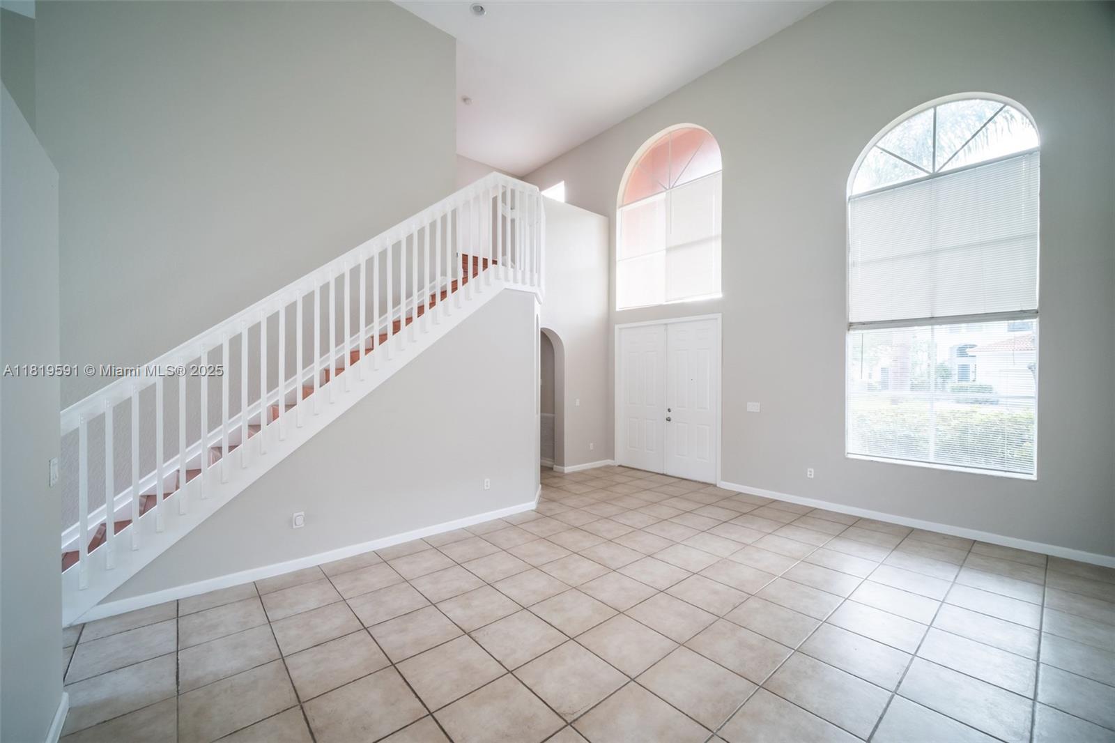1202 NE 37th Pl,Homestead, FL 33033