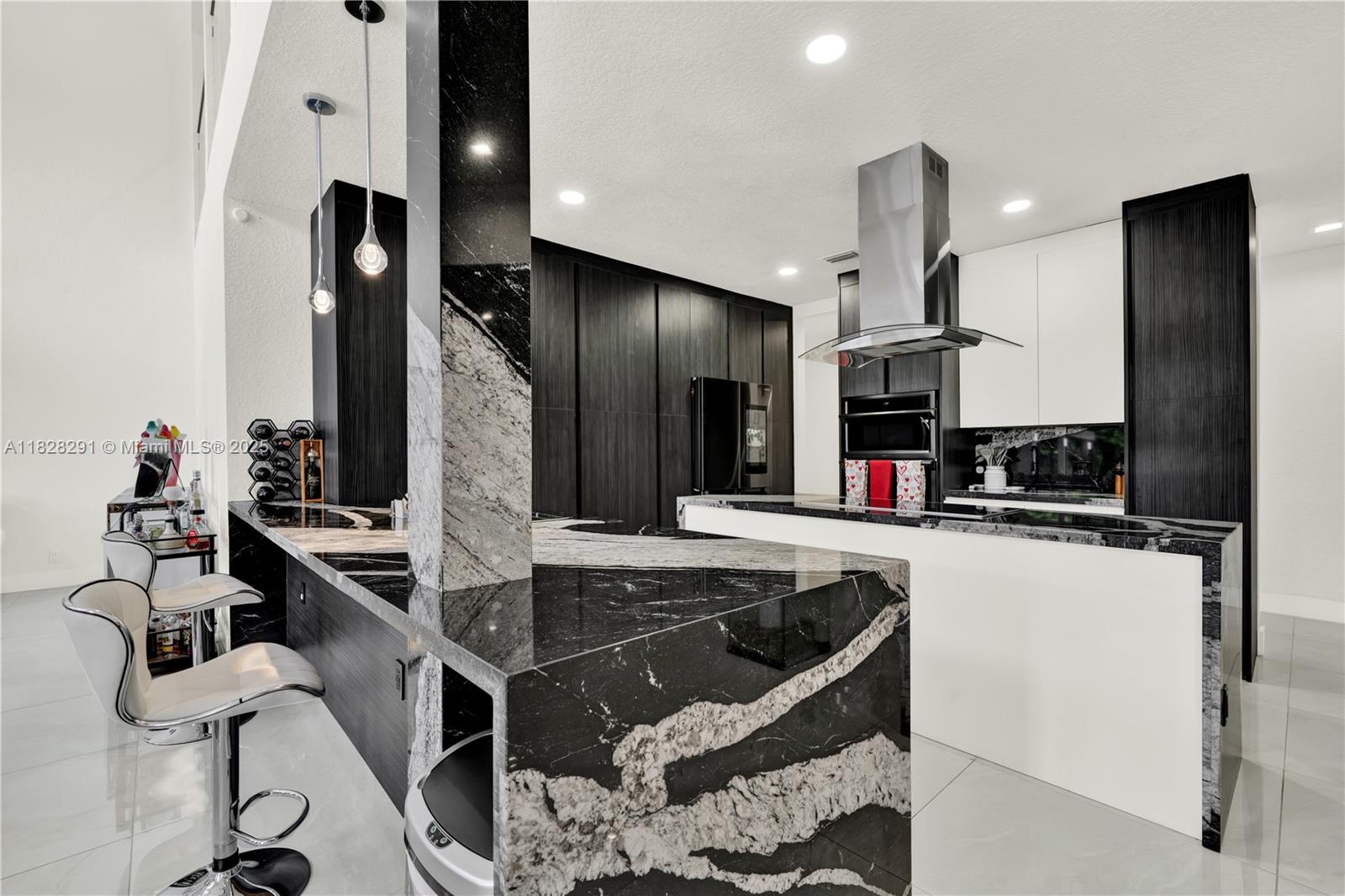 12301 NW 18th St Plantation, FL 33323