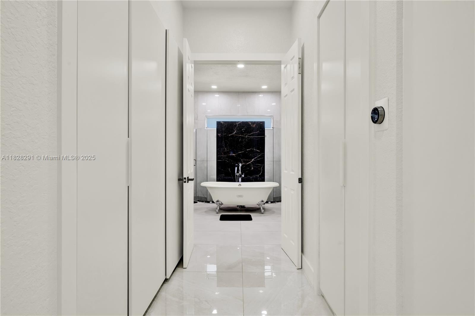 12301 NW 18th St Plantation, FL 33323