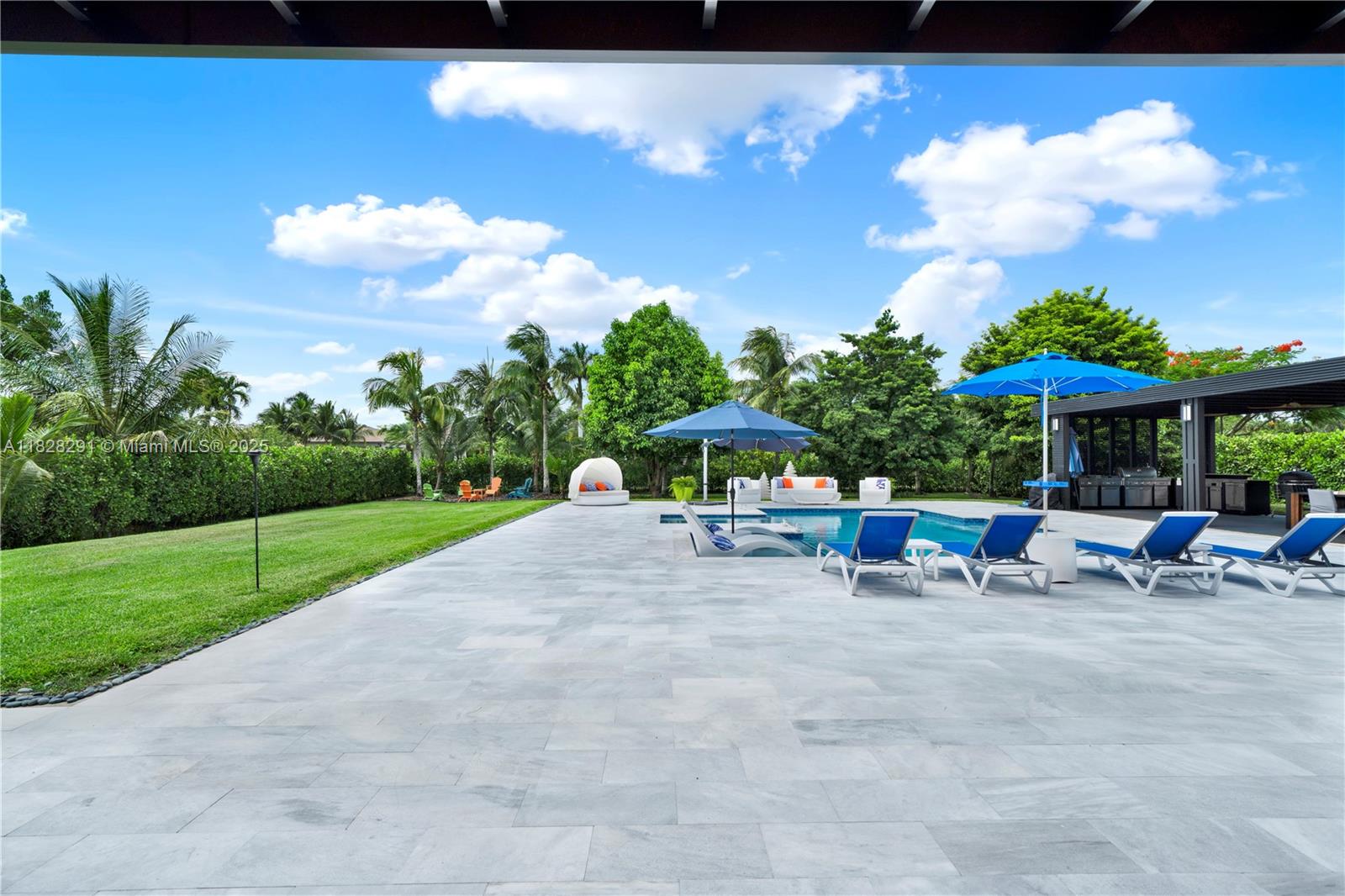 12301 NW 18th St Plantation, FL 33323