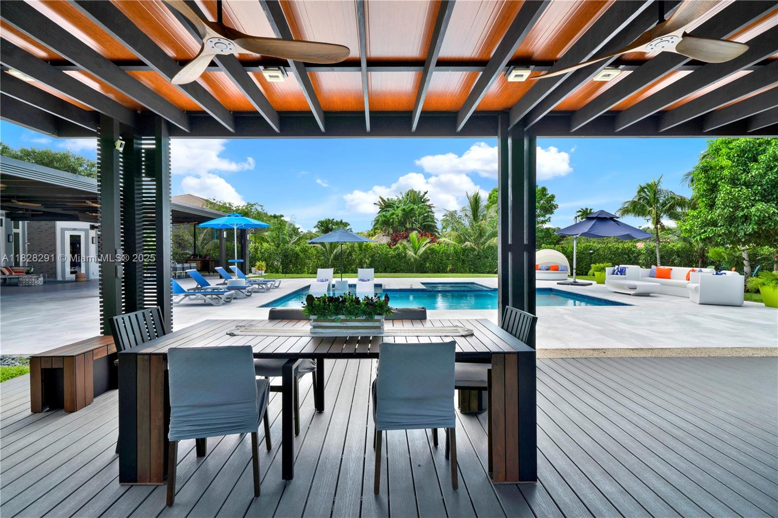 12301 NW 18th St Plantation, FL 33323