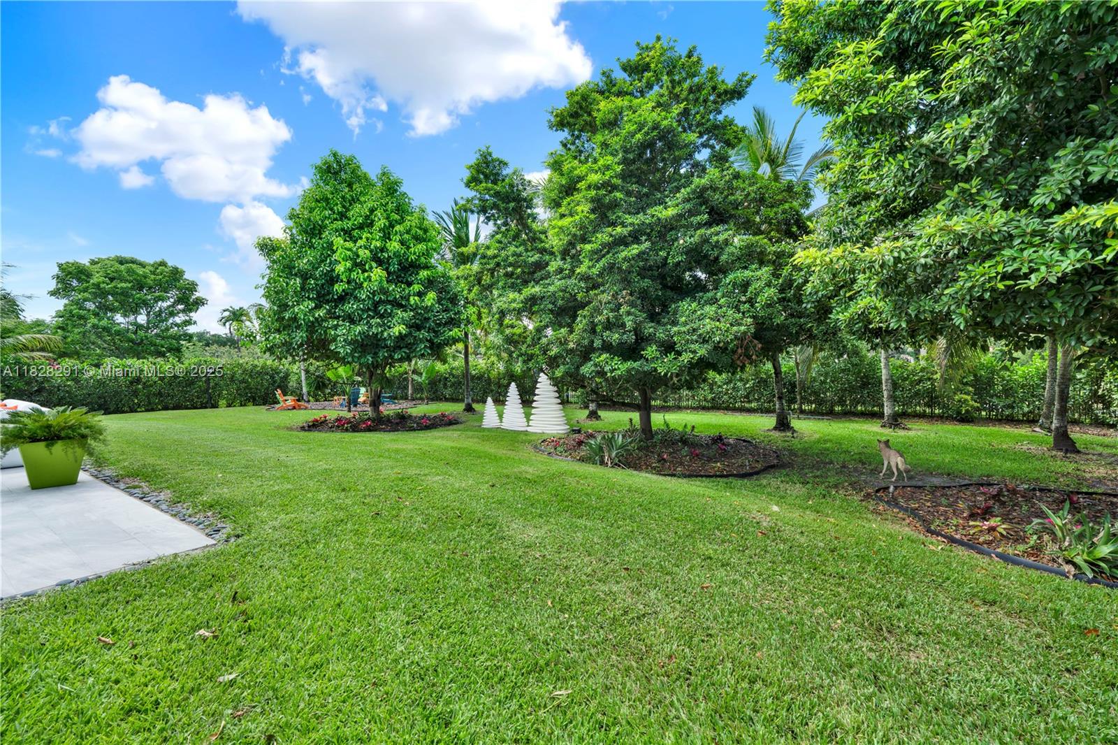 12301 NW 18th St Plantation, FL 33323