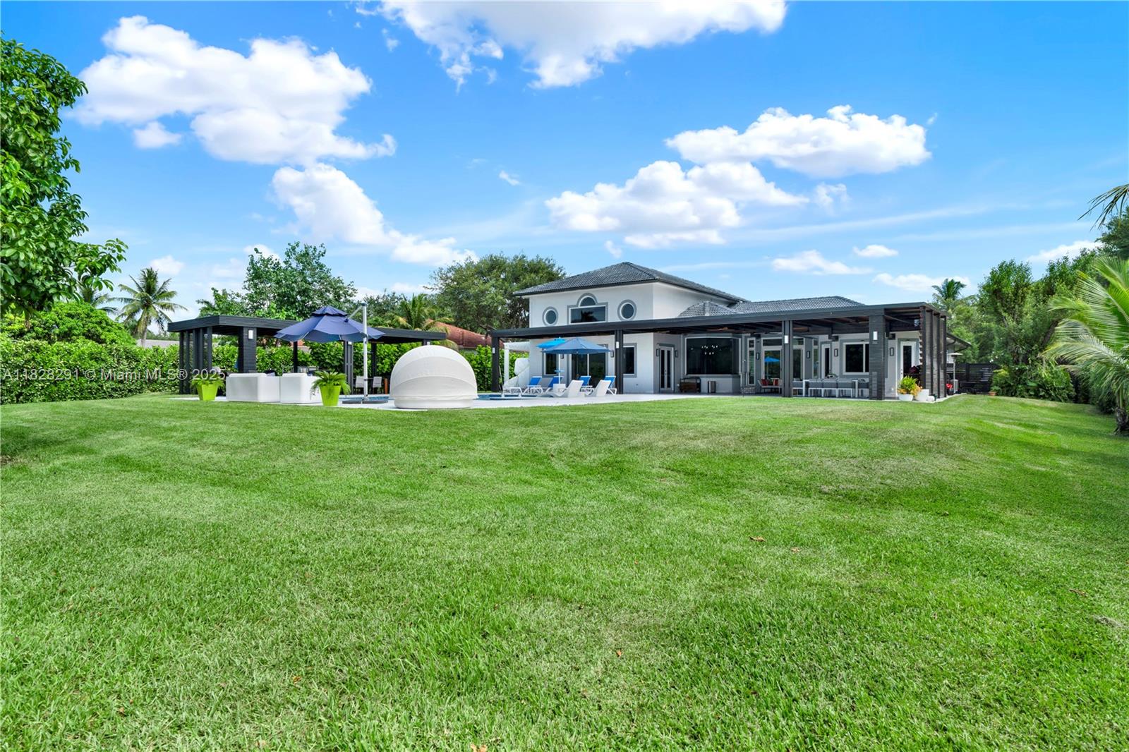 12301 NW 18th St Plantation, FL 33323