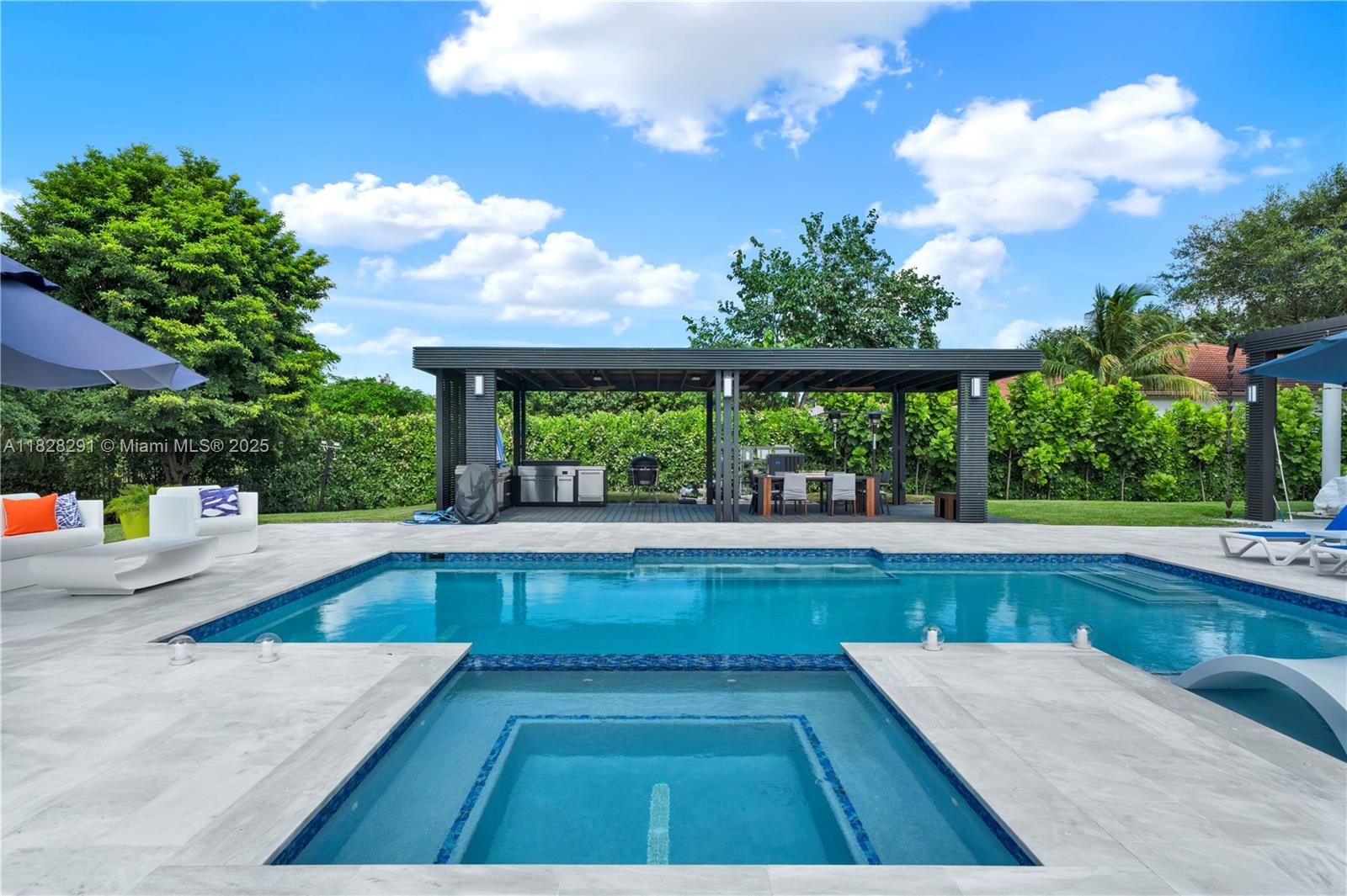 12301 NW 18th St Plantation, FL 33323