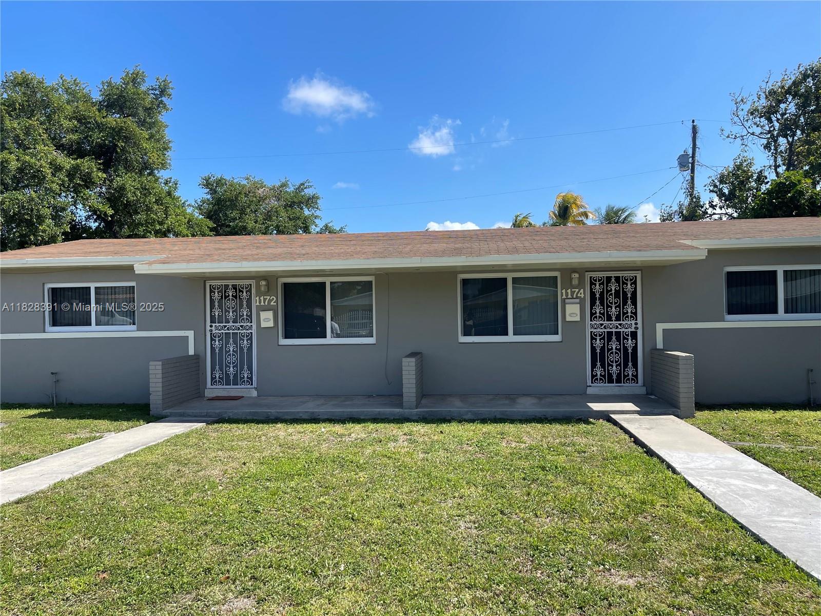 1172 NW 100th Ter #1