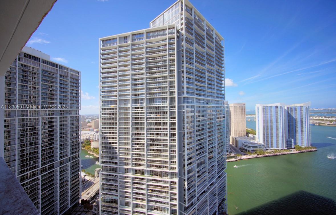 image Icon Brickell Ii3