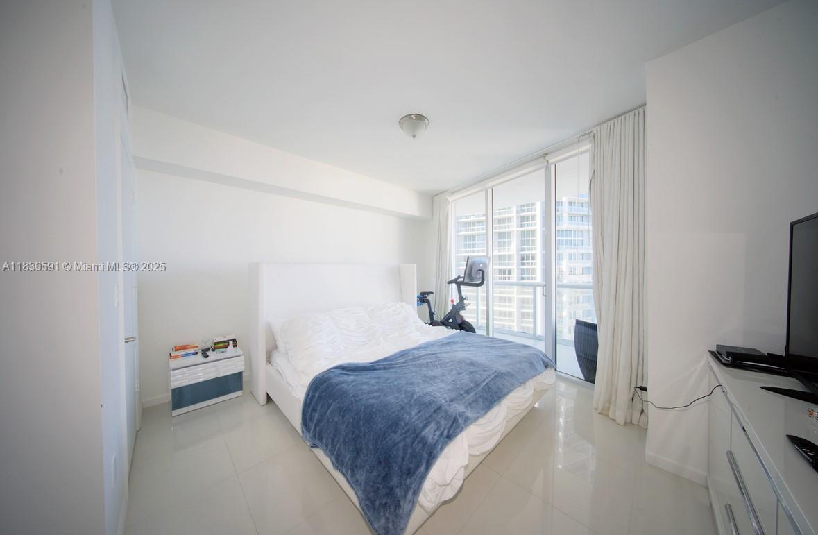 image Icon Brickell Ii7