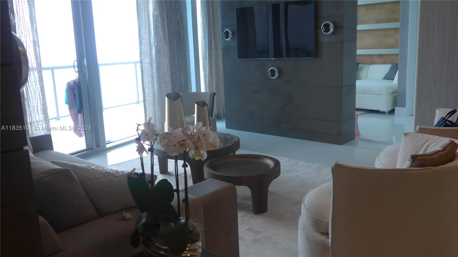 image Jade Ocean24