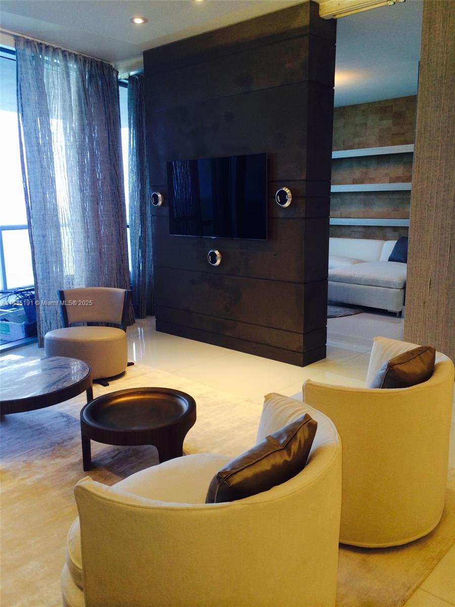 image Jade Ocean30