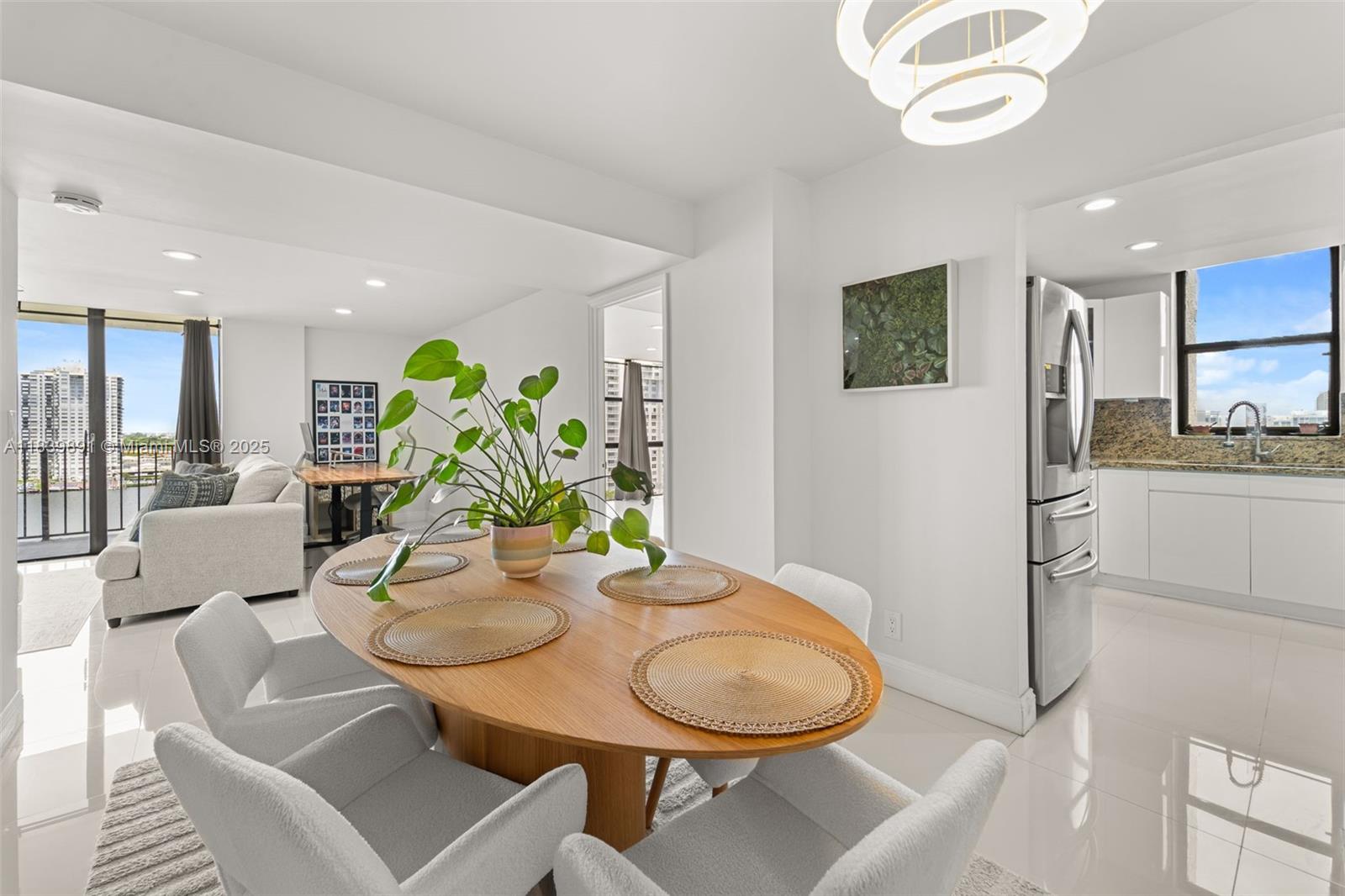 18181 NE 31st Ct #1401 Aventura, FL 33160