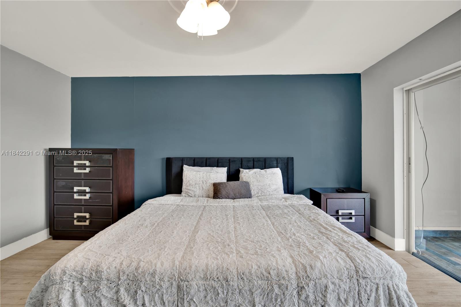 950 Hillcrest Dr #414,Hollywood, FL 33021