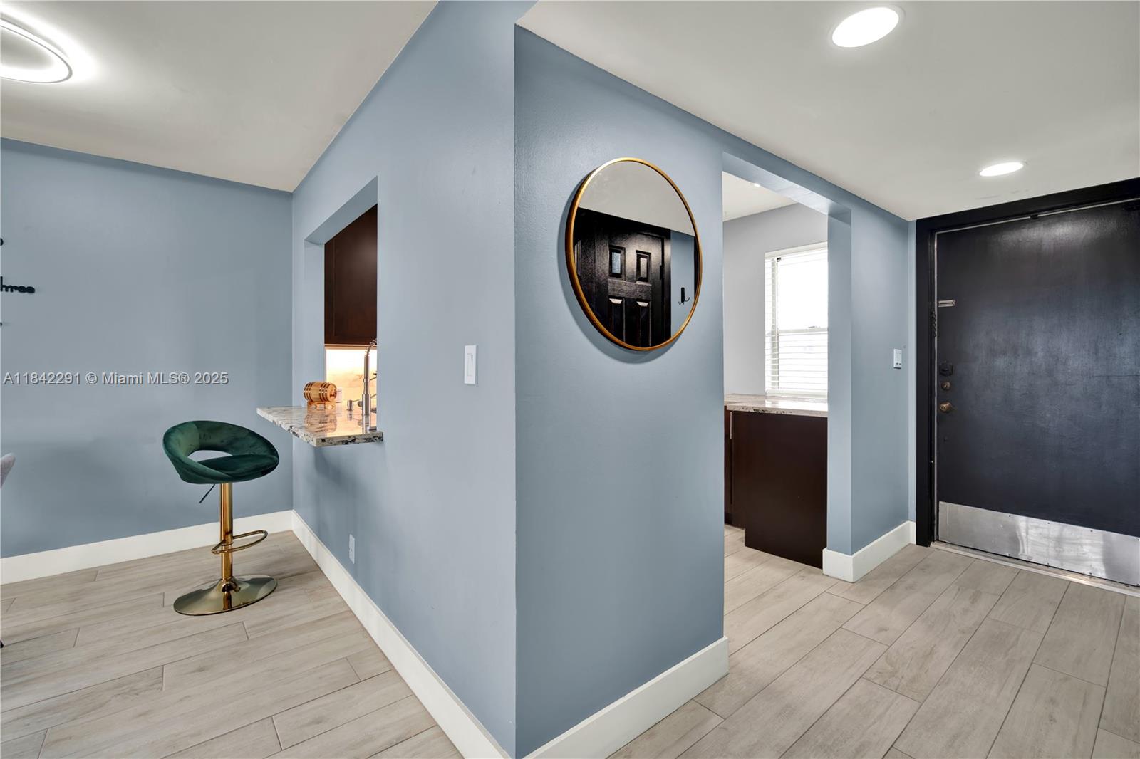 950 Hillcrest Dr #414,Hollywood, FL 33021