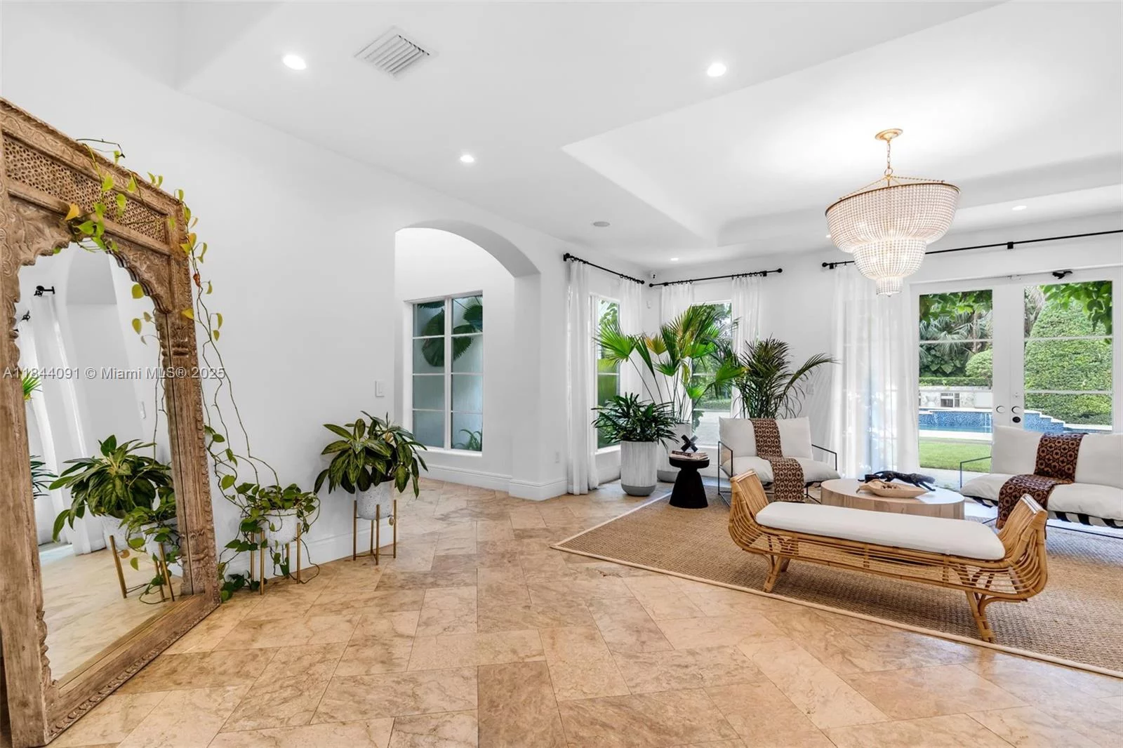 7320 SW 79th Ct Miami, FL 33143