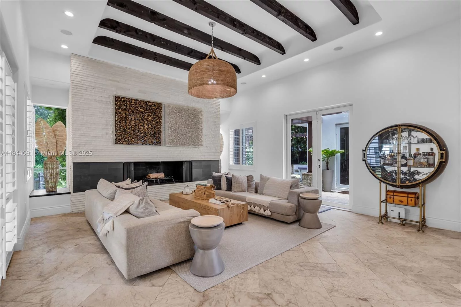 7320 SW 79th Ct Miami, FL 33143