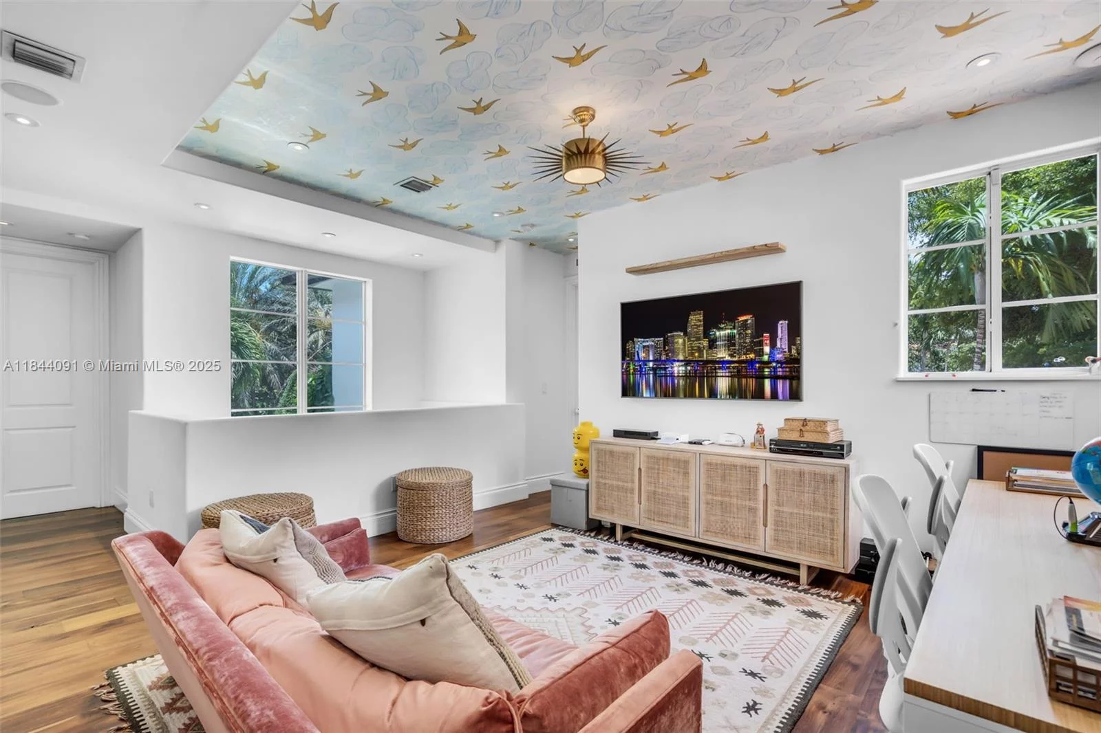 7320 SW 79th Ct Miami, FL 33143