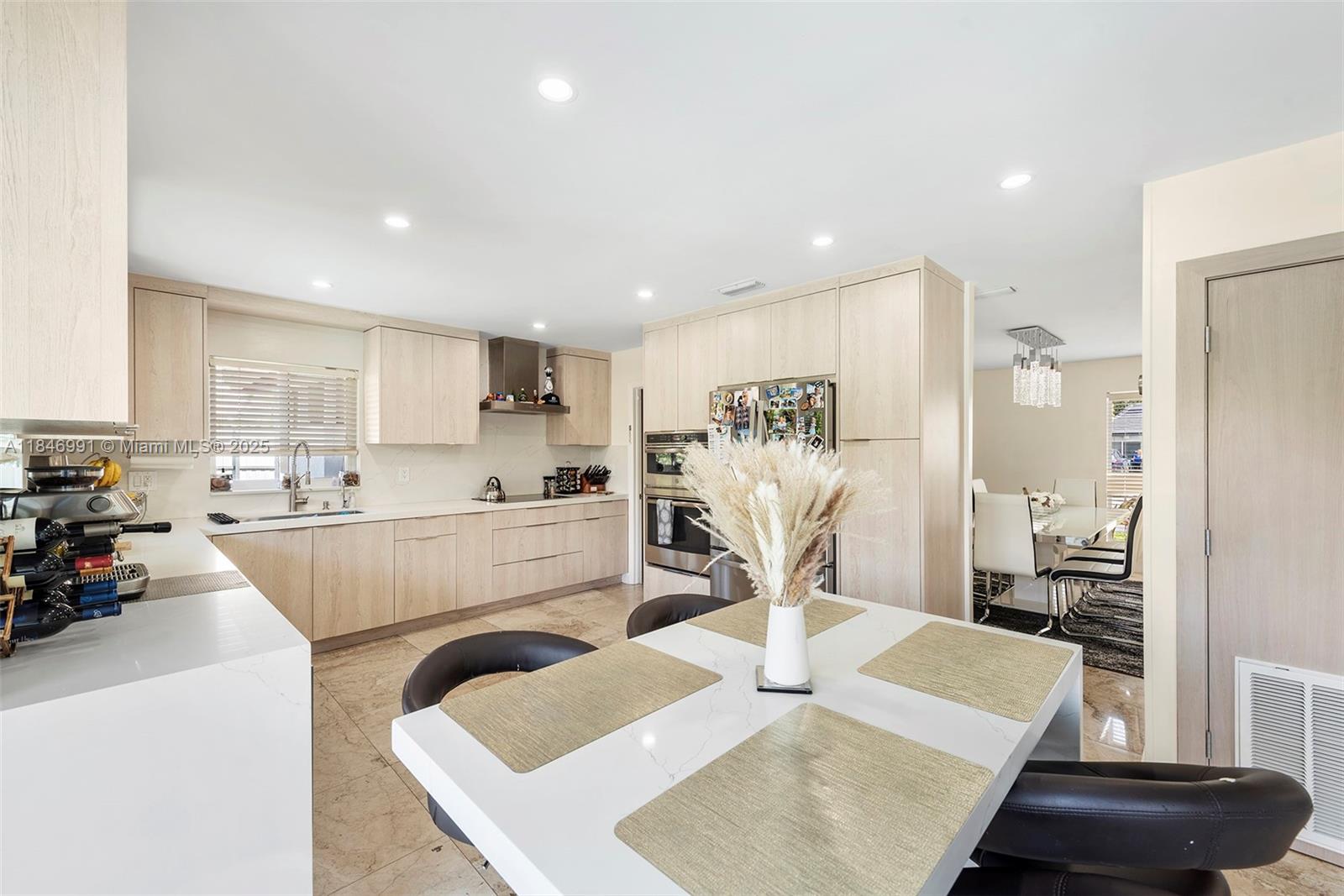 5901 SW 56th Ter South Miami, FL 33143