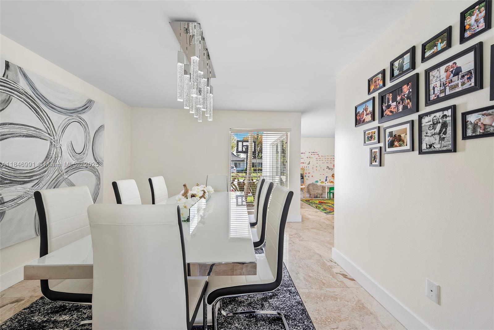 5901 SW 56th Ter South Miami, FL 33143