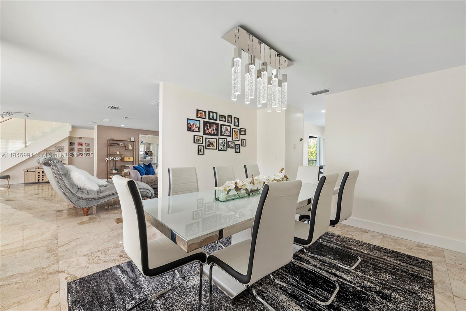 5901 SW 56th Ter South Miami, FL 33143