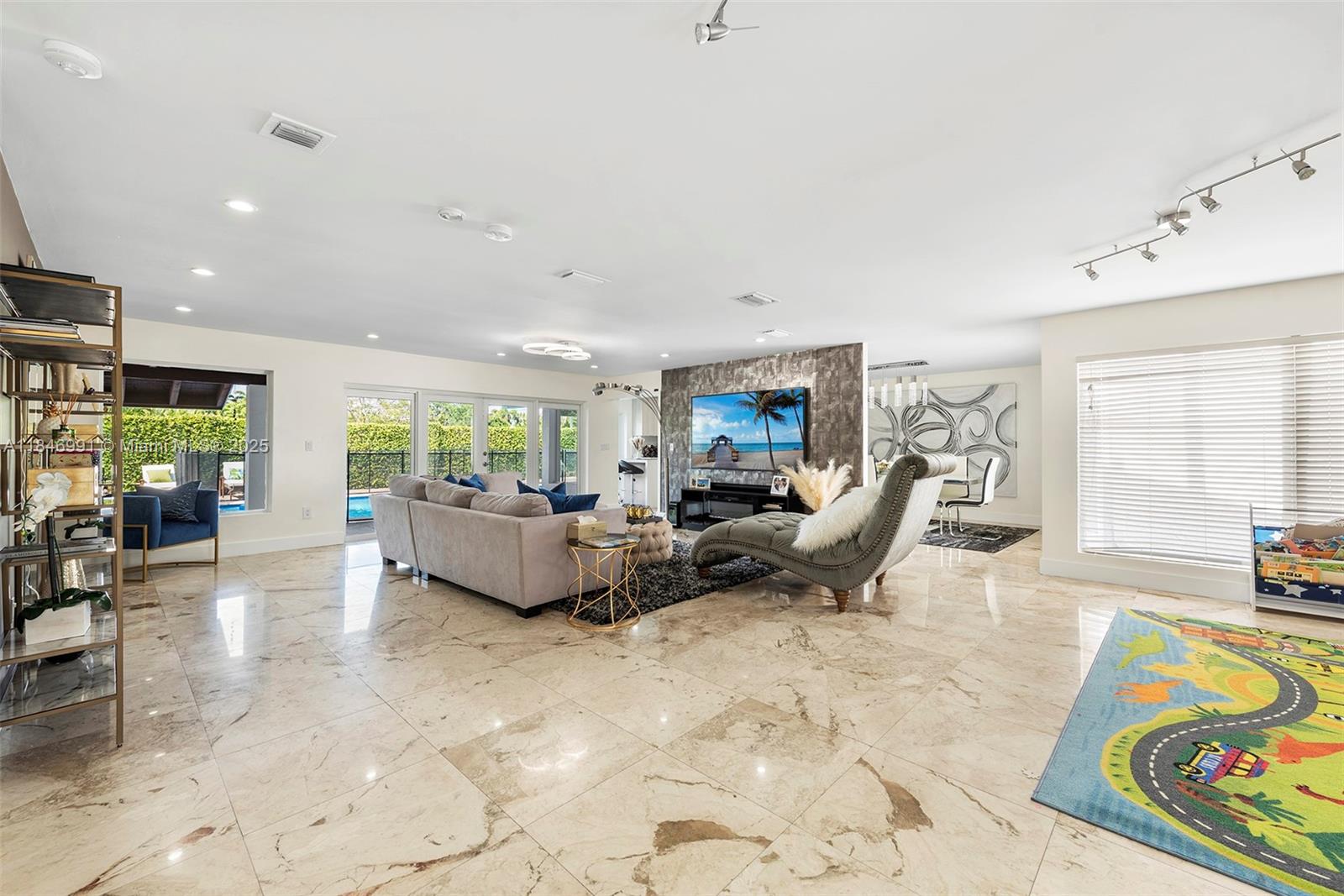 5901 SW 56th Ter South Miami, FL 33143