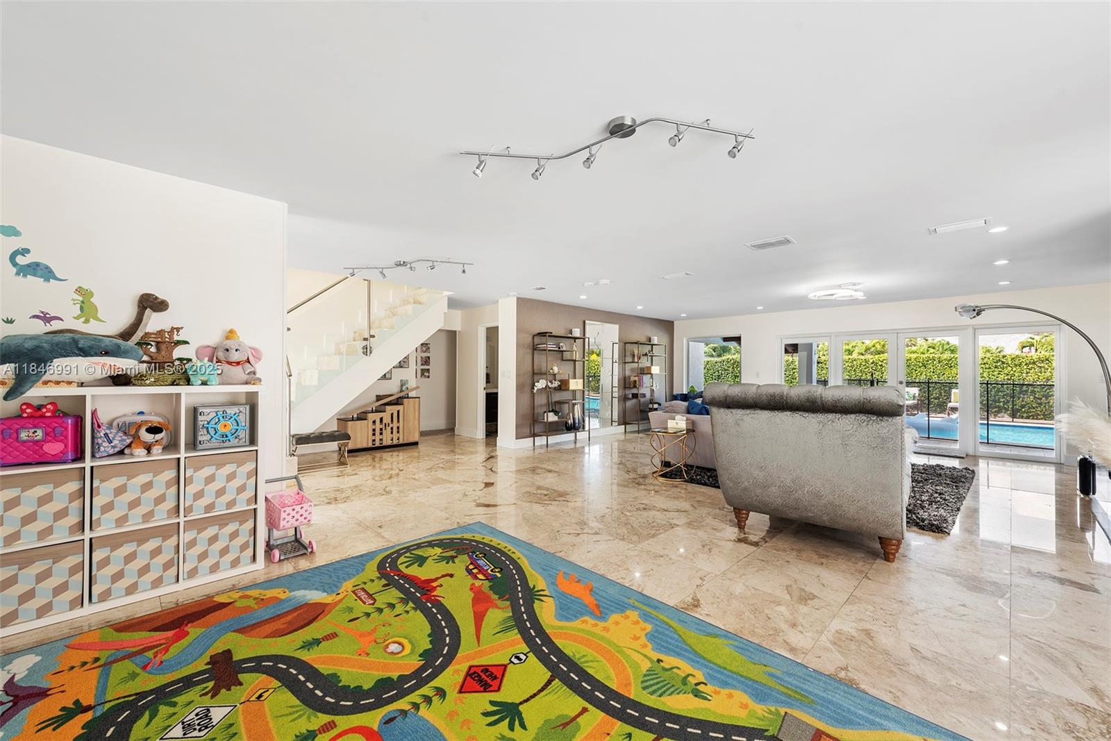 5901 SW 56th Ter South Miami, FL 33143