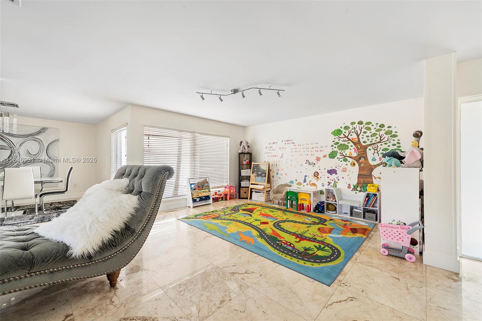 5901 SW 56th Ter South Miami, FL 33143