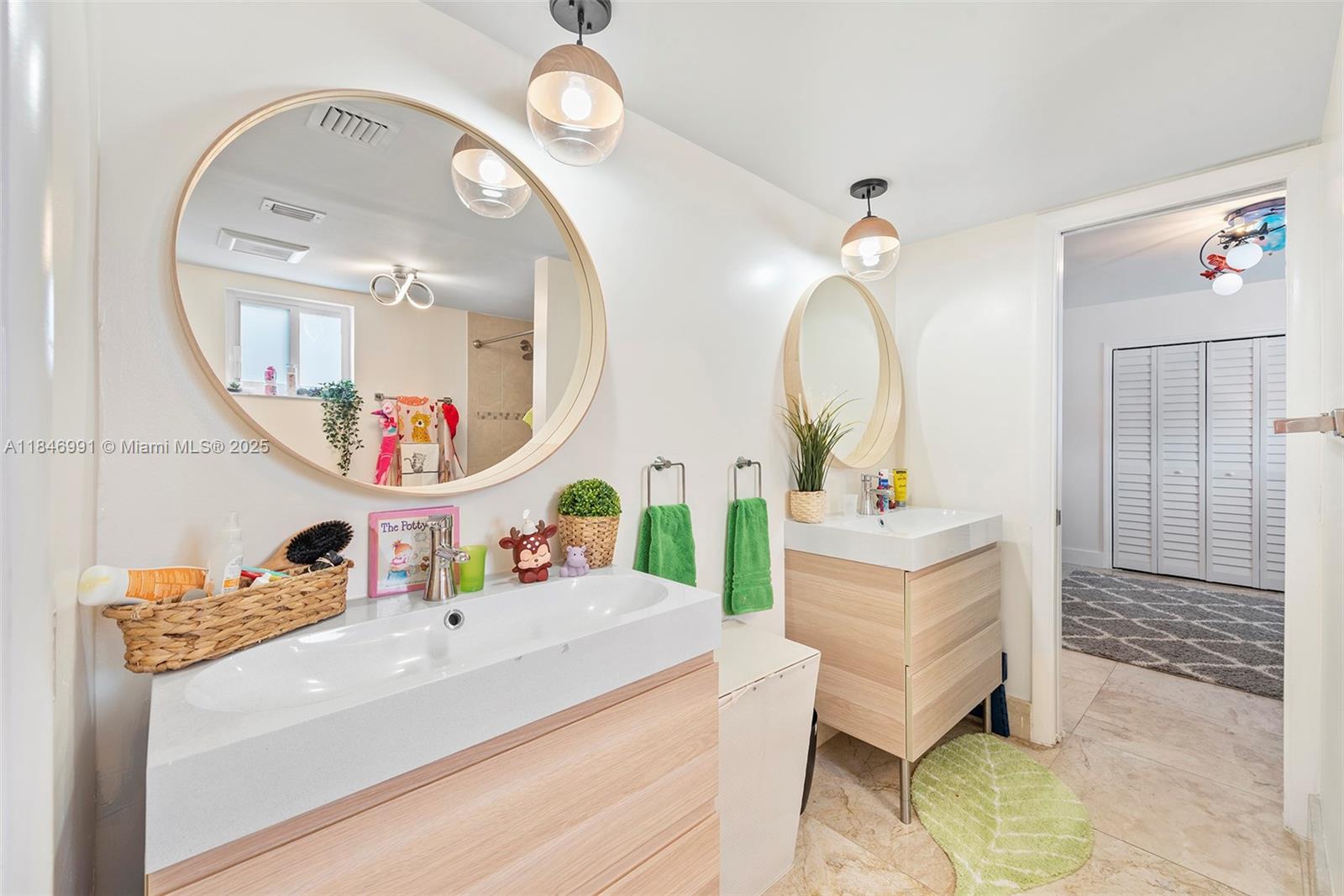 5901 SW 56th Ter South Miami, FL 33143