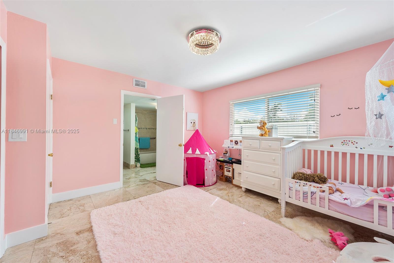 5901 SW 56th Ter South Miami, FL 33143