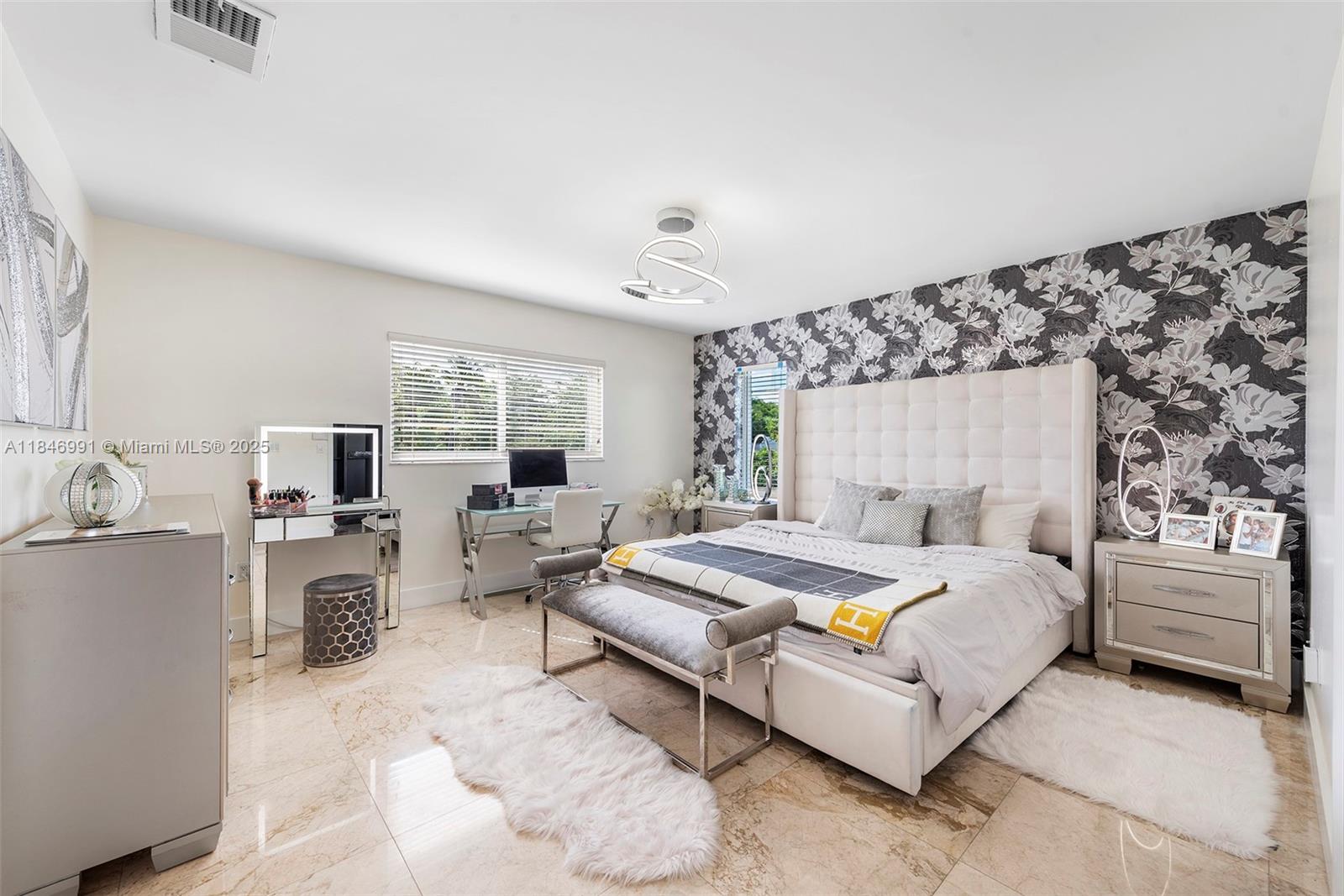 5901 SW 56th Ter South Miami, FL 33143