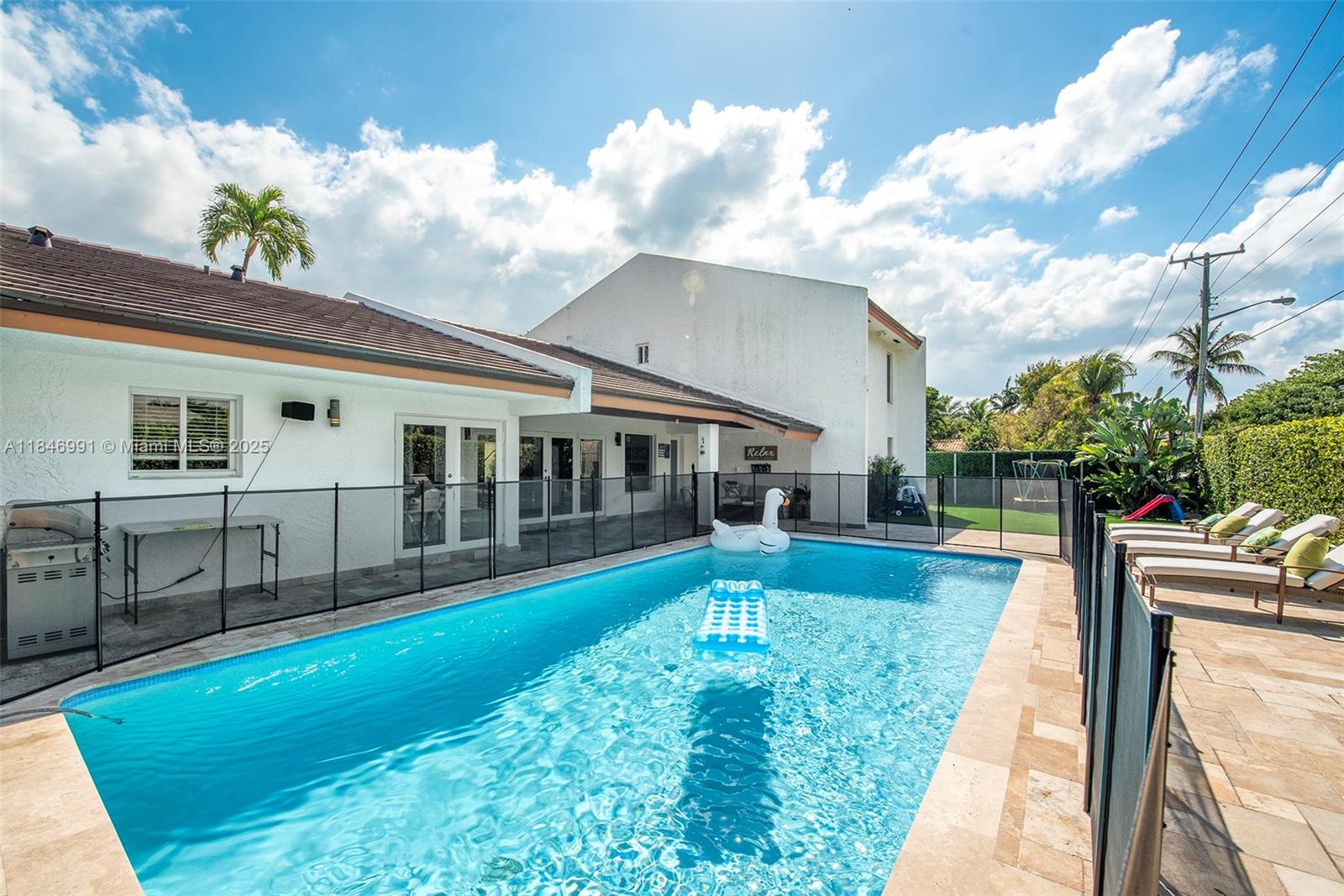 5901 SW 56th Ter South Miami, FL 33143