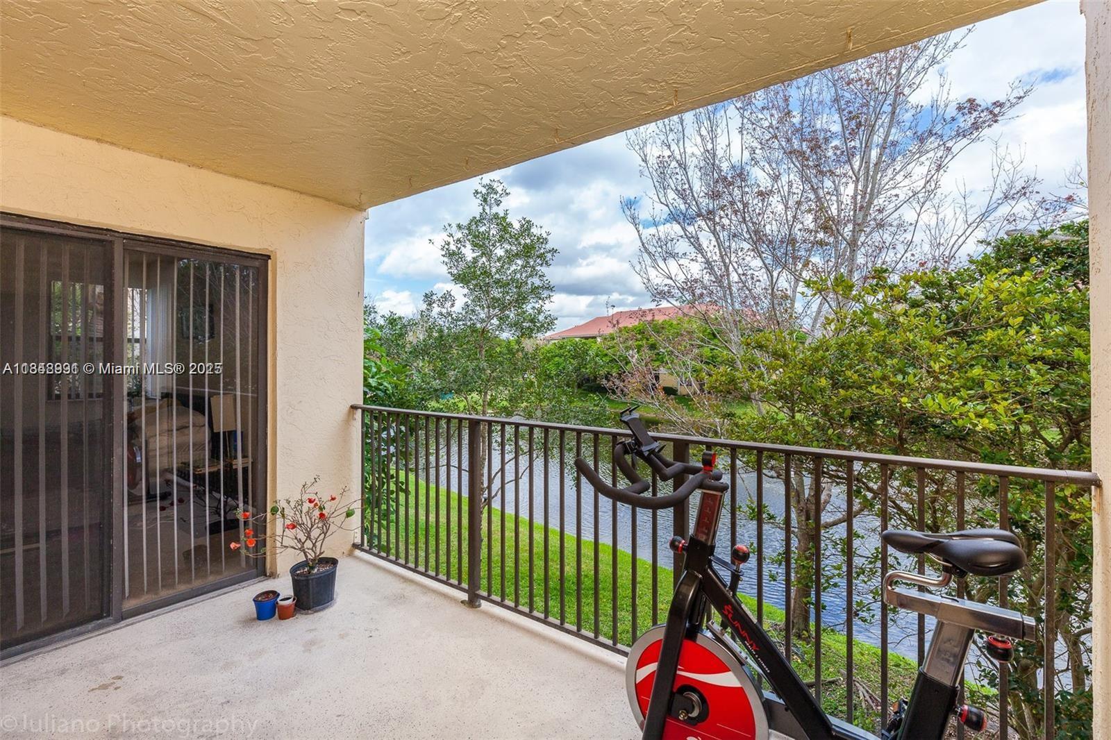 10161 W Sunrise Blvd #202