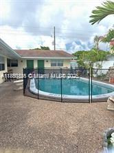 1830 Dewey St #5
