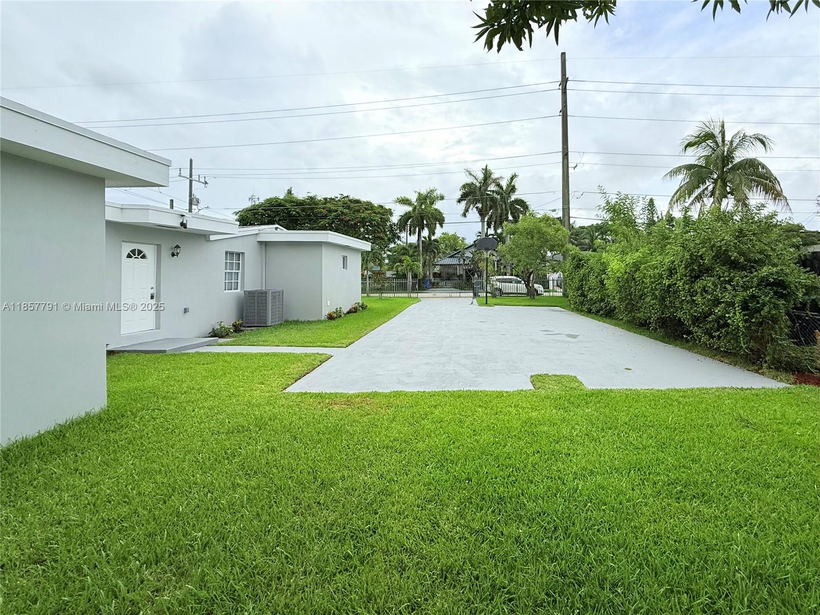 4340 SW 19th St