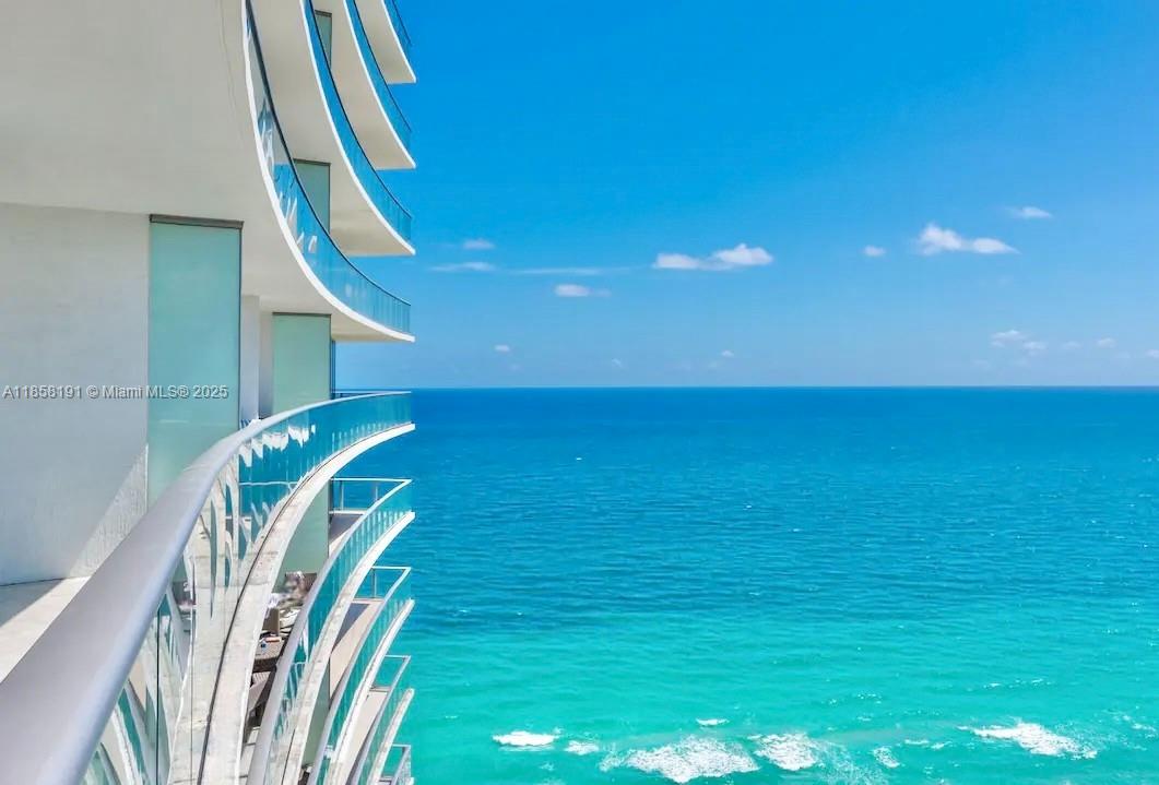 4111 S Ocean Dr #2607