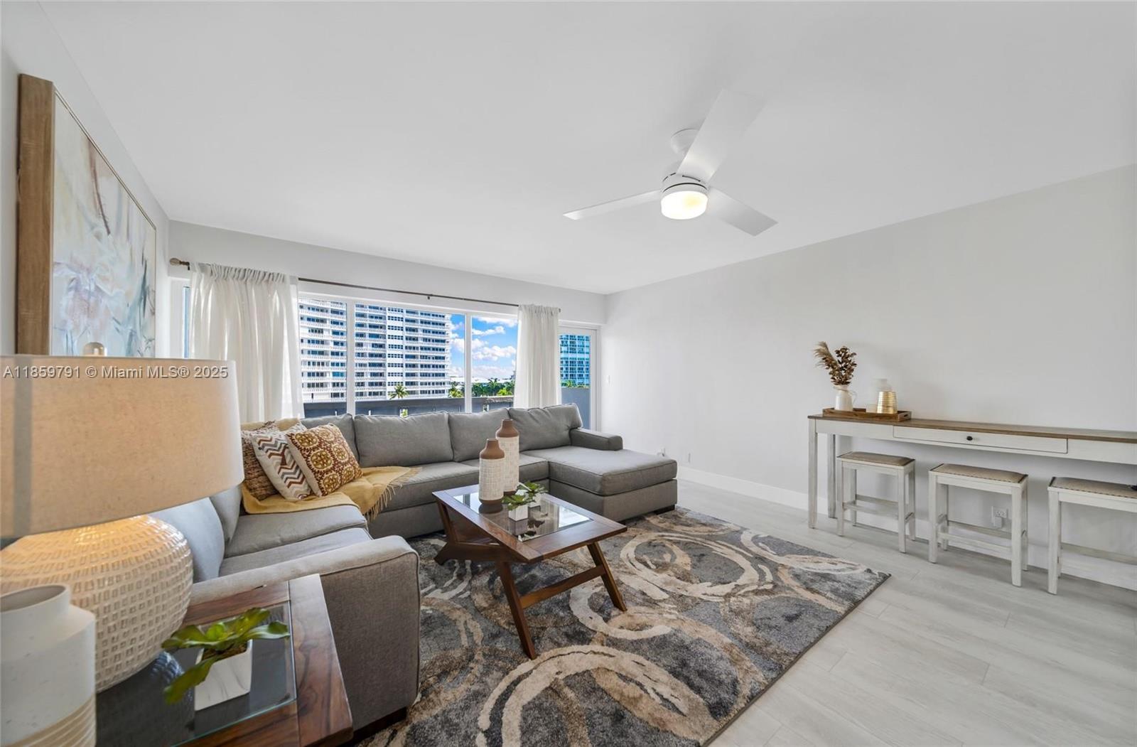 2100 S Ocean Dr #5B