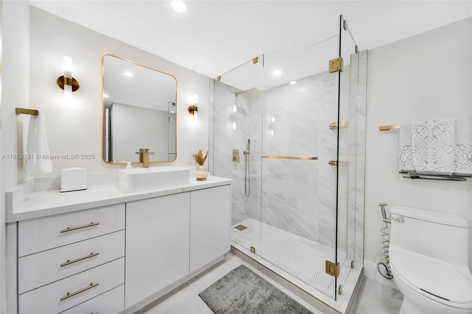 2100 S Ocean Dr #5B Fort Lauderdale, FL 33316