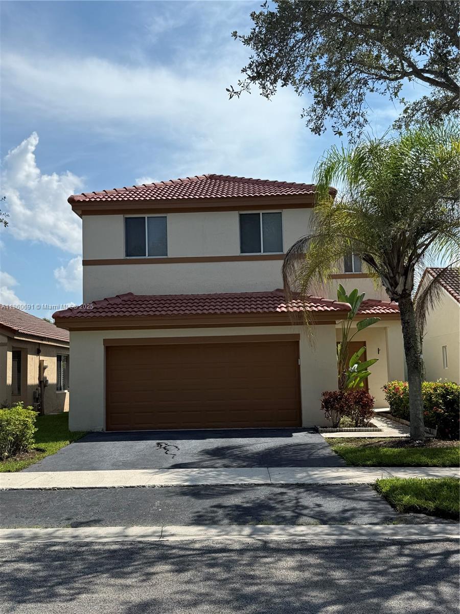 1421 Presidio Dr