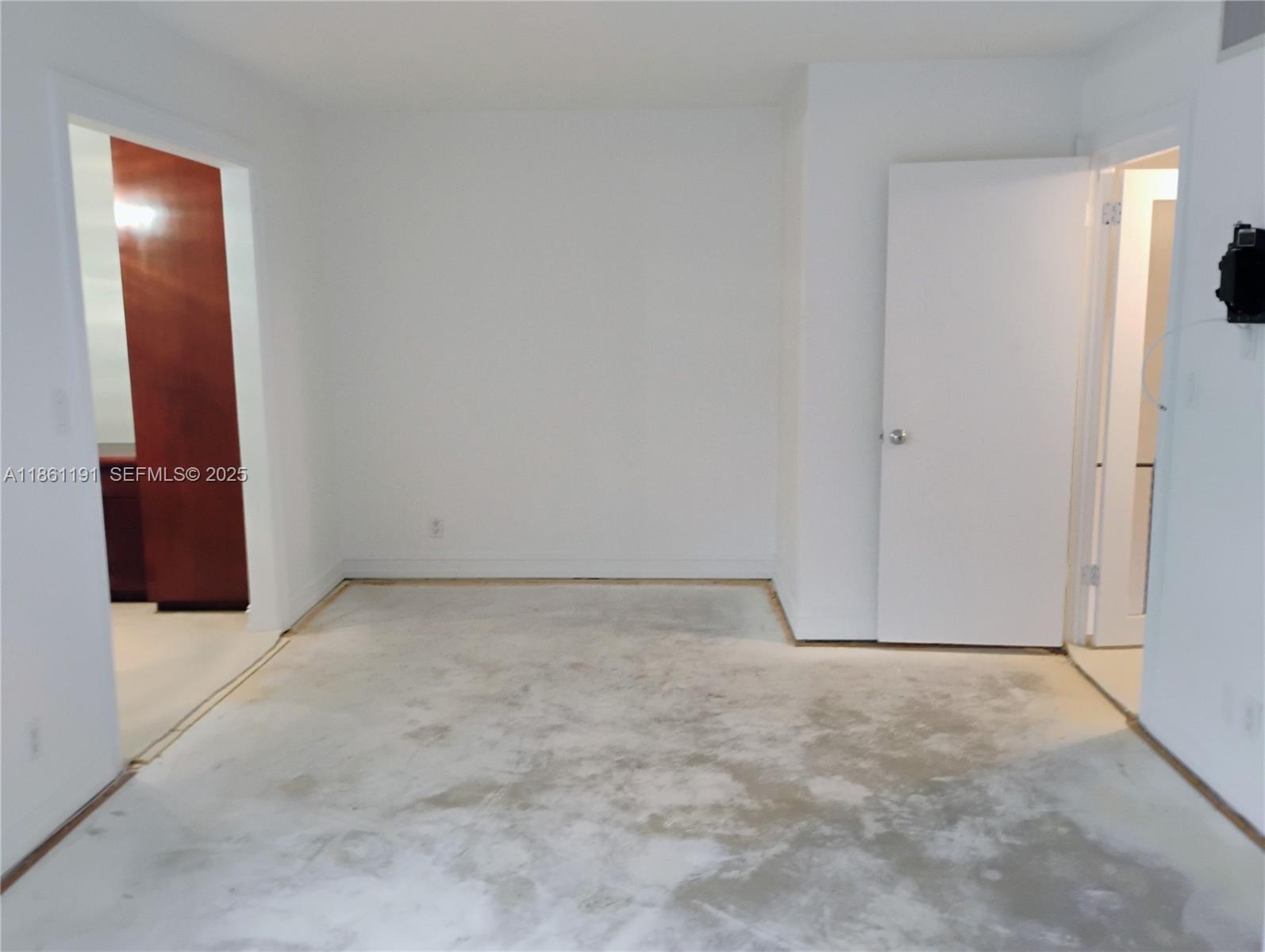 612 NE 27th Ave Hallandale Beach, FL 33009