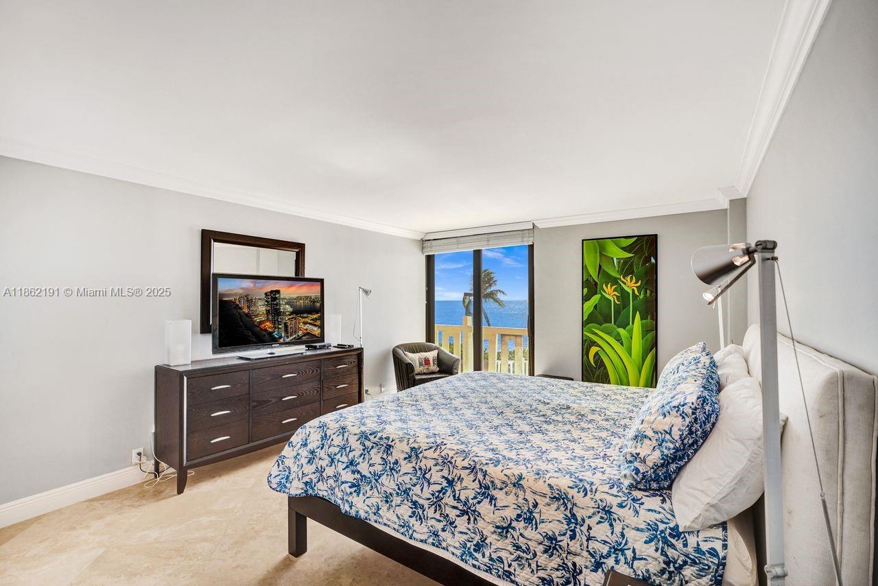 image Towers Of Key Biscayne20