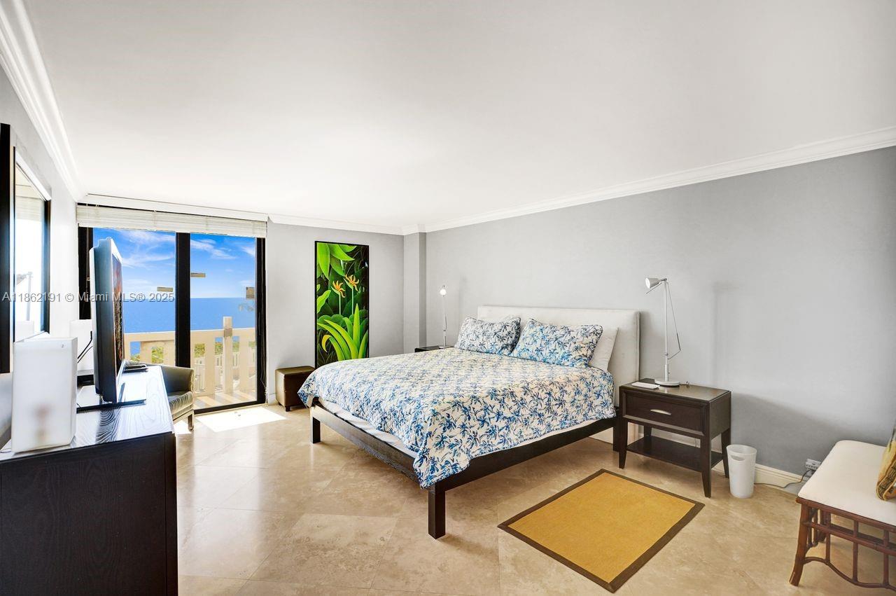 image Towers Of Key Biscayne21