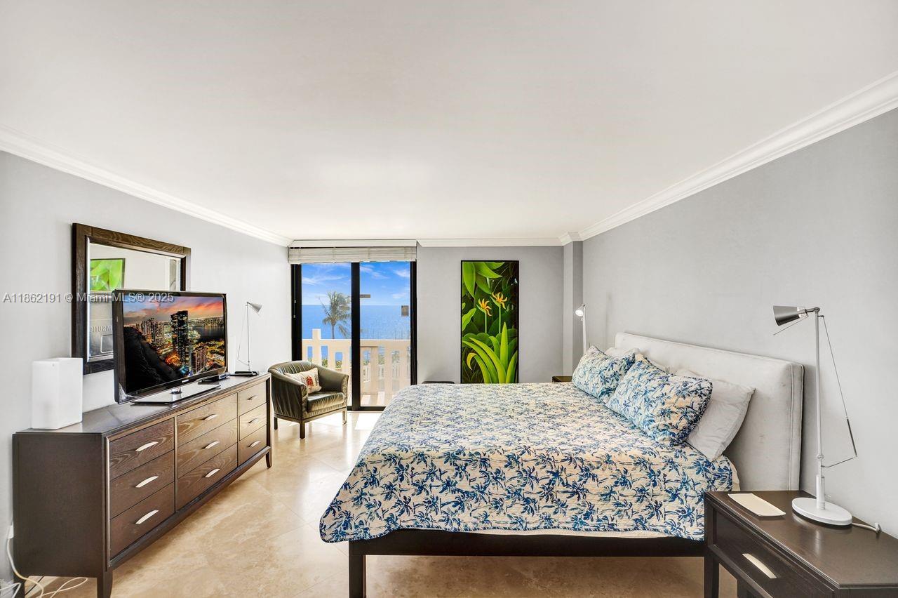 image Towers Of Key Biscayne22