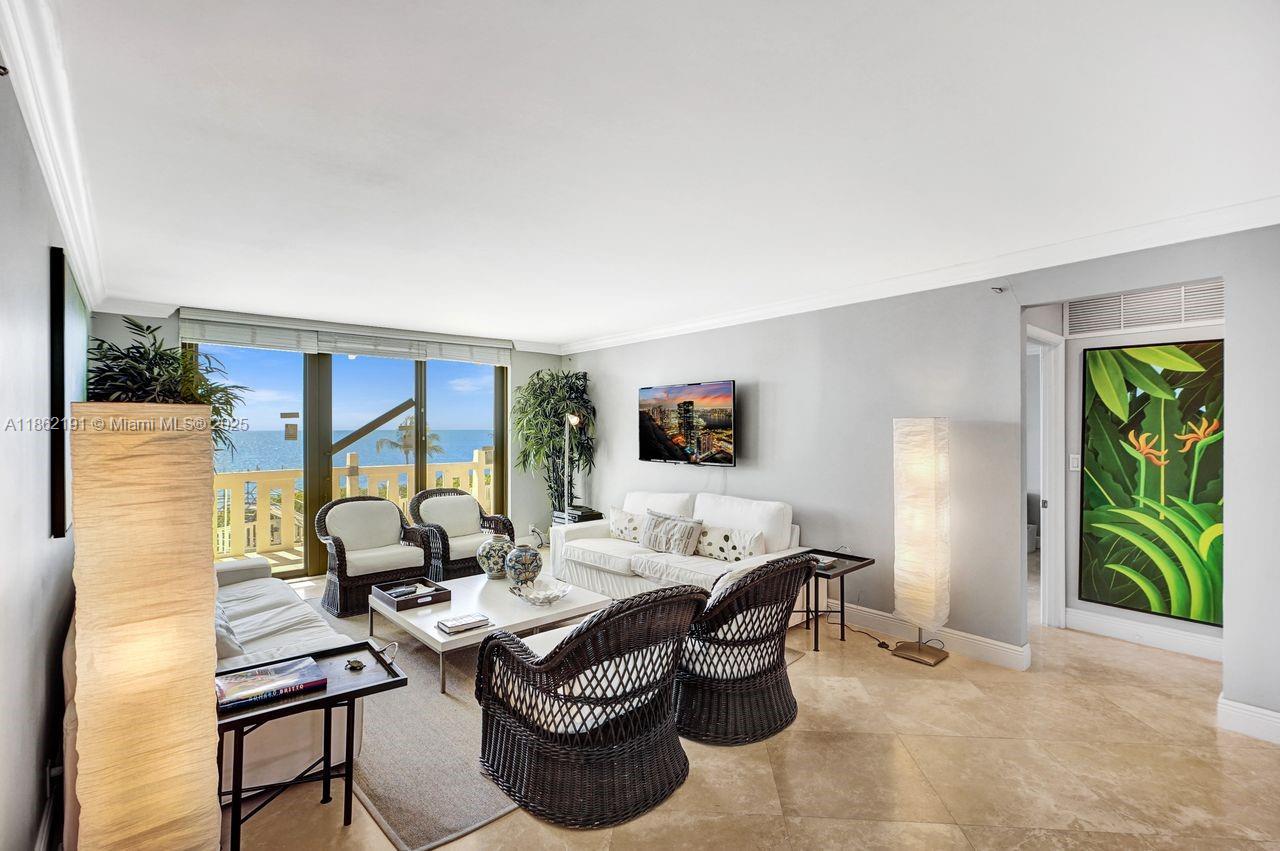 image Towers Of Key Biscayne7