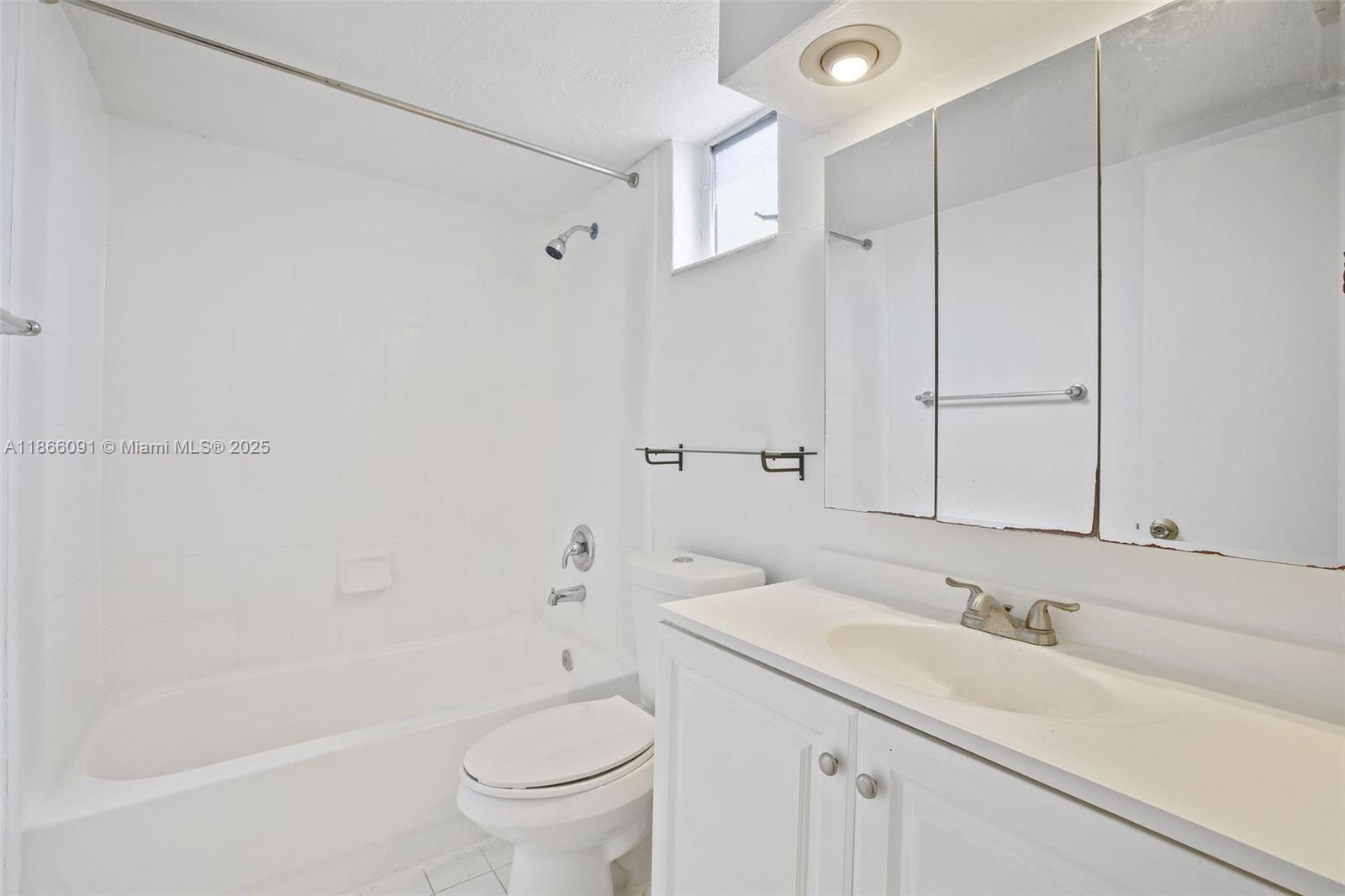 6900 N Kendall Dr #A405 Pinecrest, FL 33156