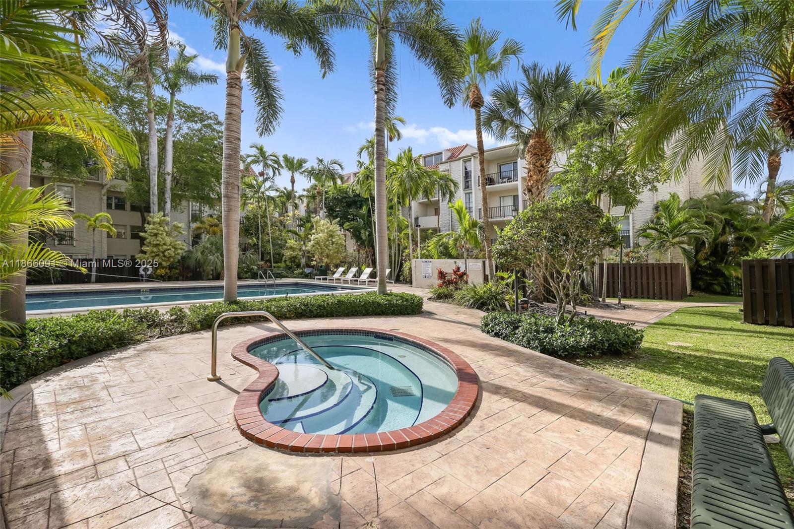 6900 N Kendall Dr #A405 Pinecrest, FL 33156