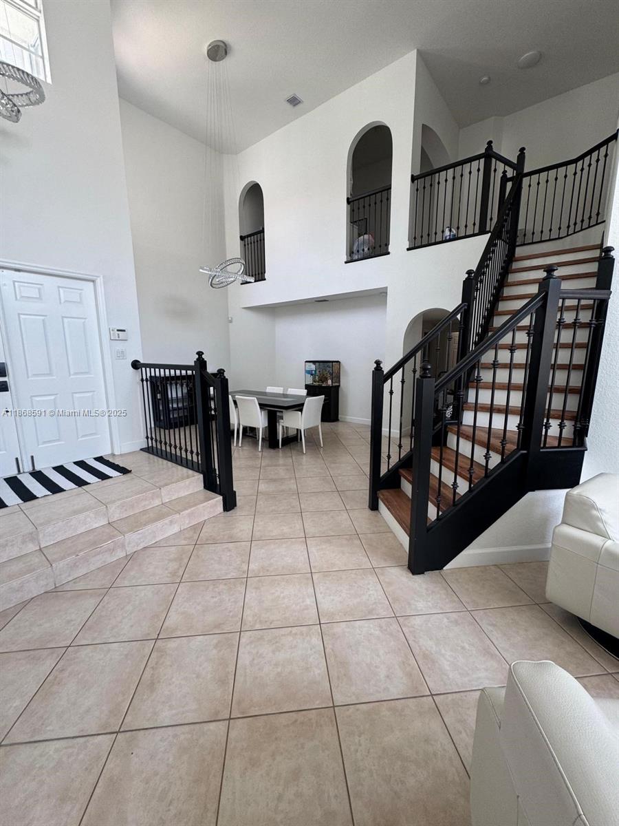 10873 NW 71st St Doral, FL 33178