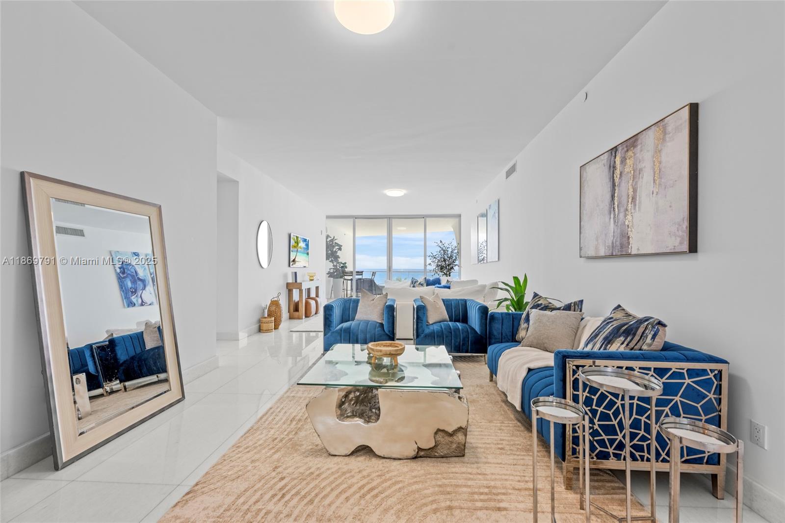 16901 Collins Ave #503