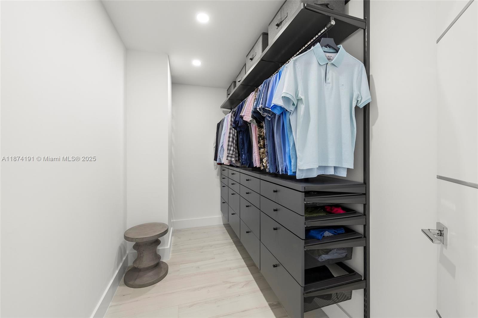 2679 NE 8th Ave Wilton Manors, FL 33334